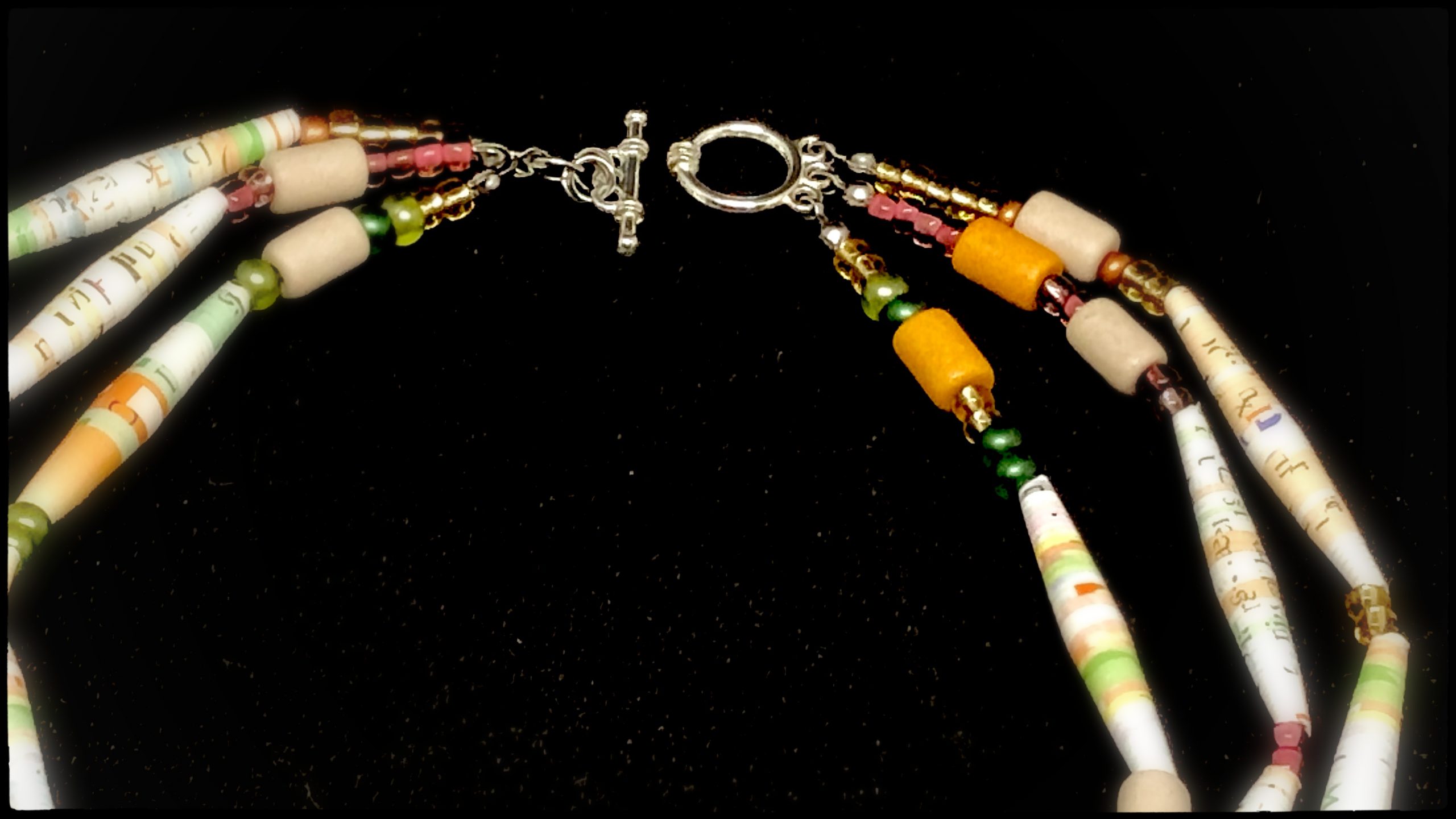 fermoir du collier en forme de T