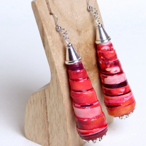 Longues boucles d'oreilles en papier de couleur rouge, en forme de cône