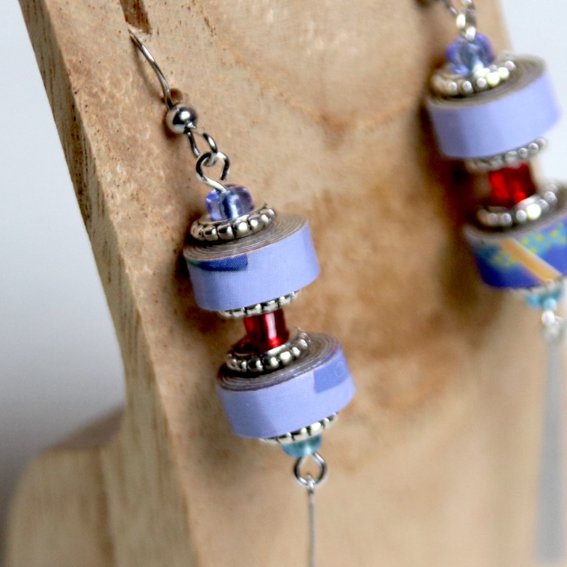 boucles d'oreilles en papier bleues création unique